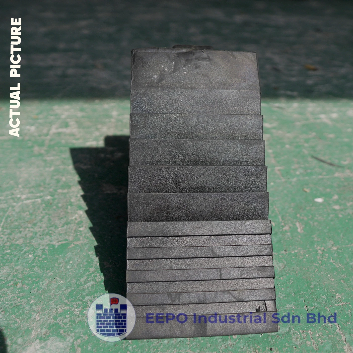 Rubber Wheel Chock - Image 5